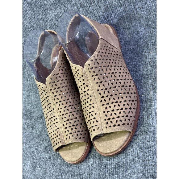 Indigo rd. Womens 7.5M  Irselia2 open toe sandals tan zipper on the side - Picture 11 of 16